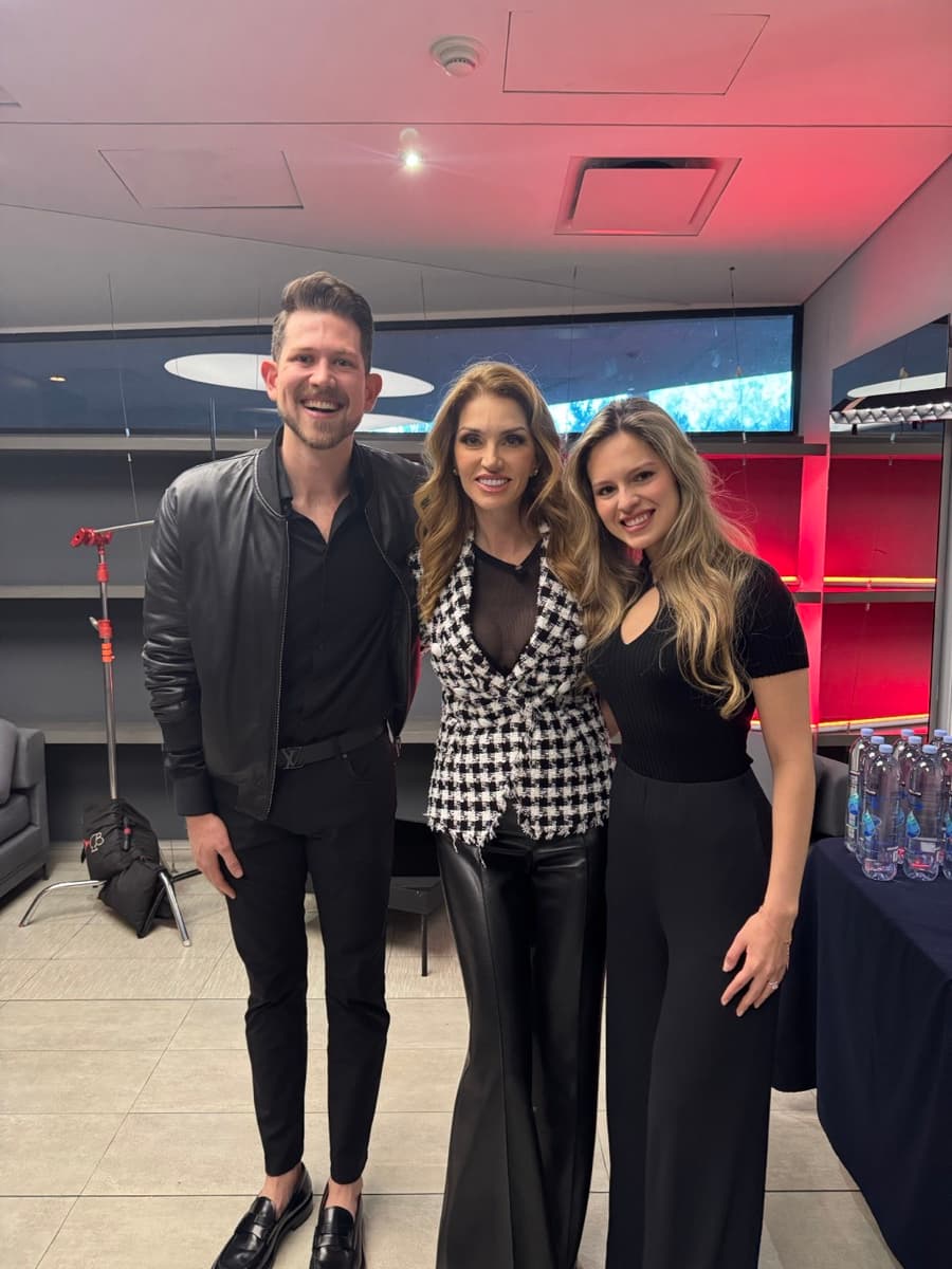 Elena Cardone con Florencia Hoffmann